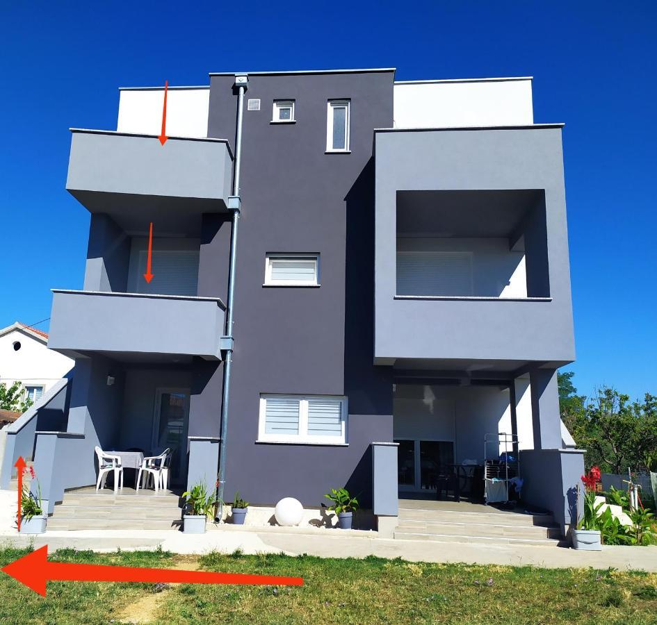 נין Apartmani Mira מראה חיצוני תמונה