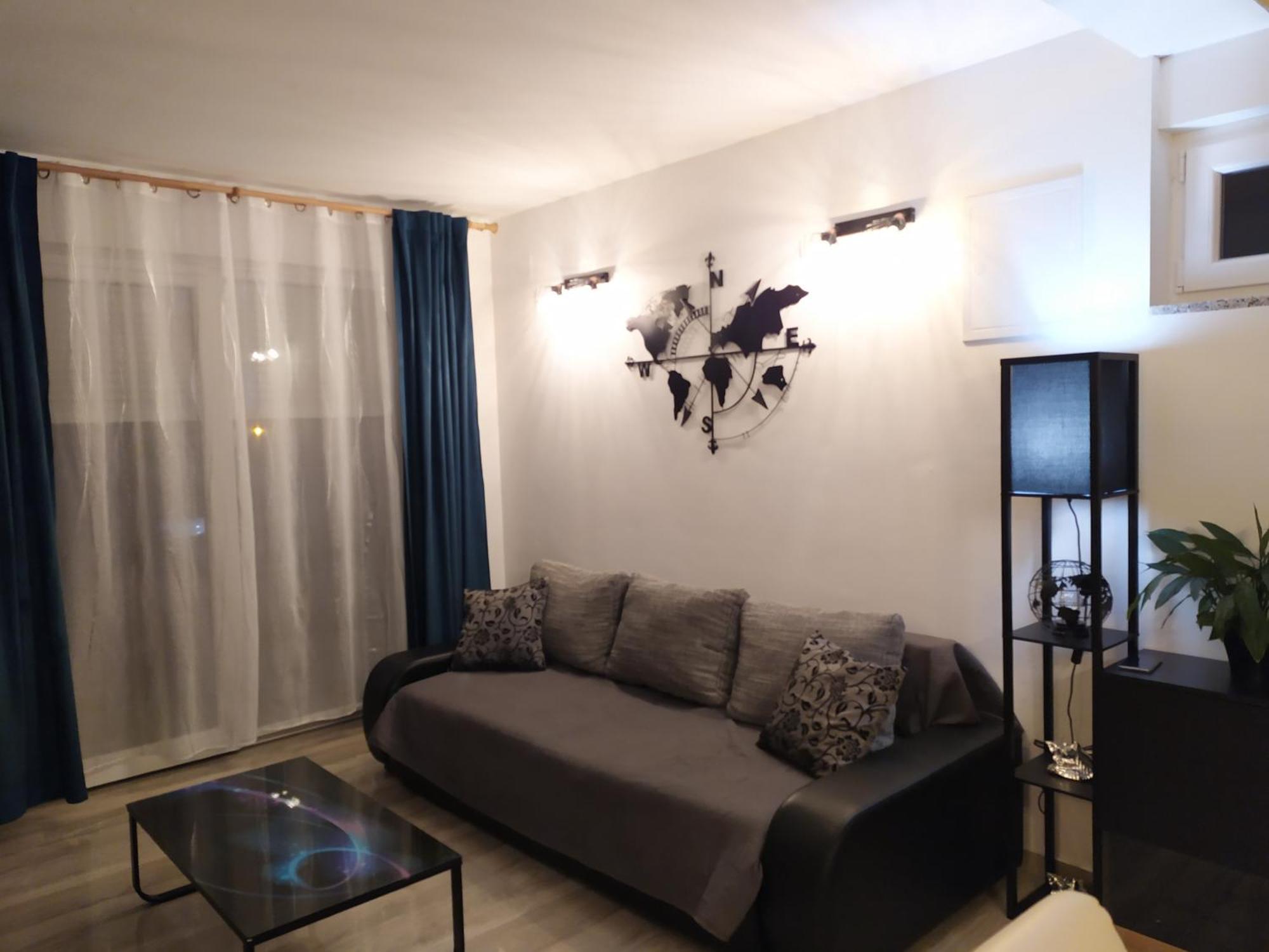 נין Apartmani Mira מראה חיצוני תמונה
