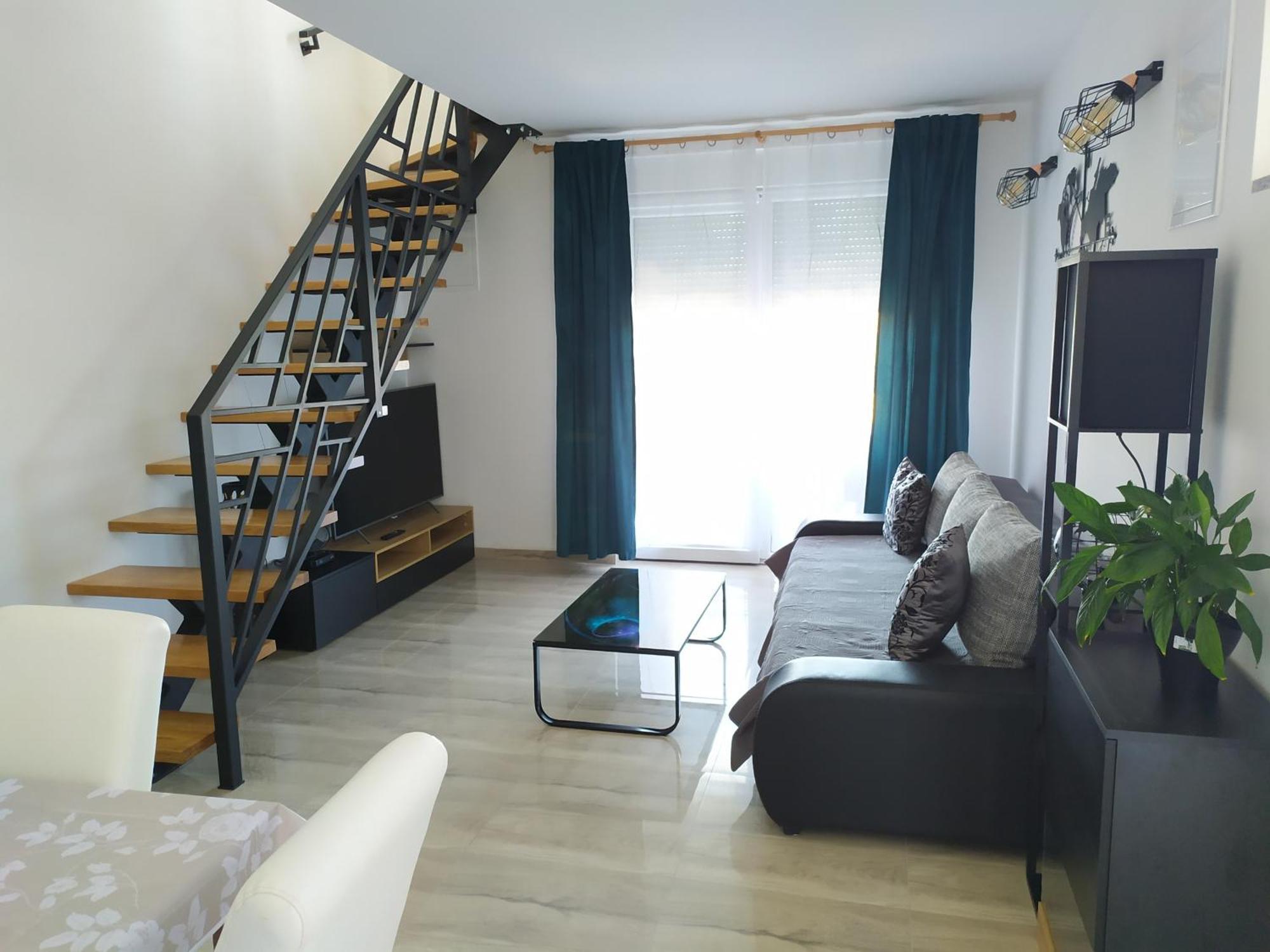 נין Apartmani Mira מראה חיצוני תמונה